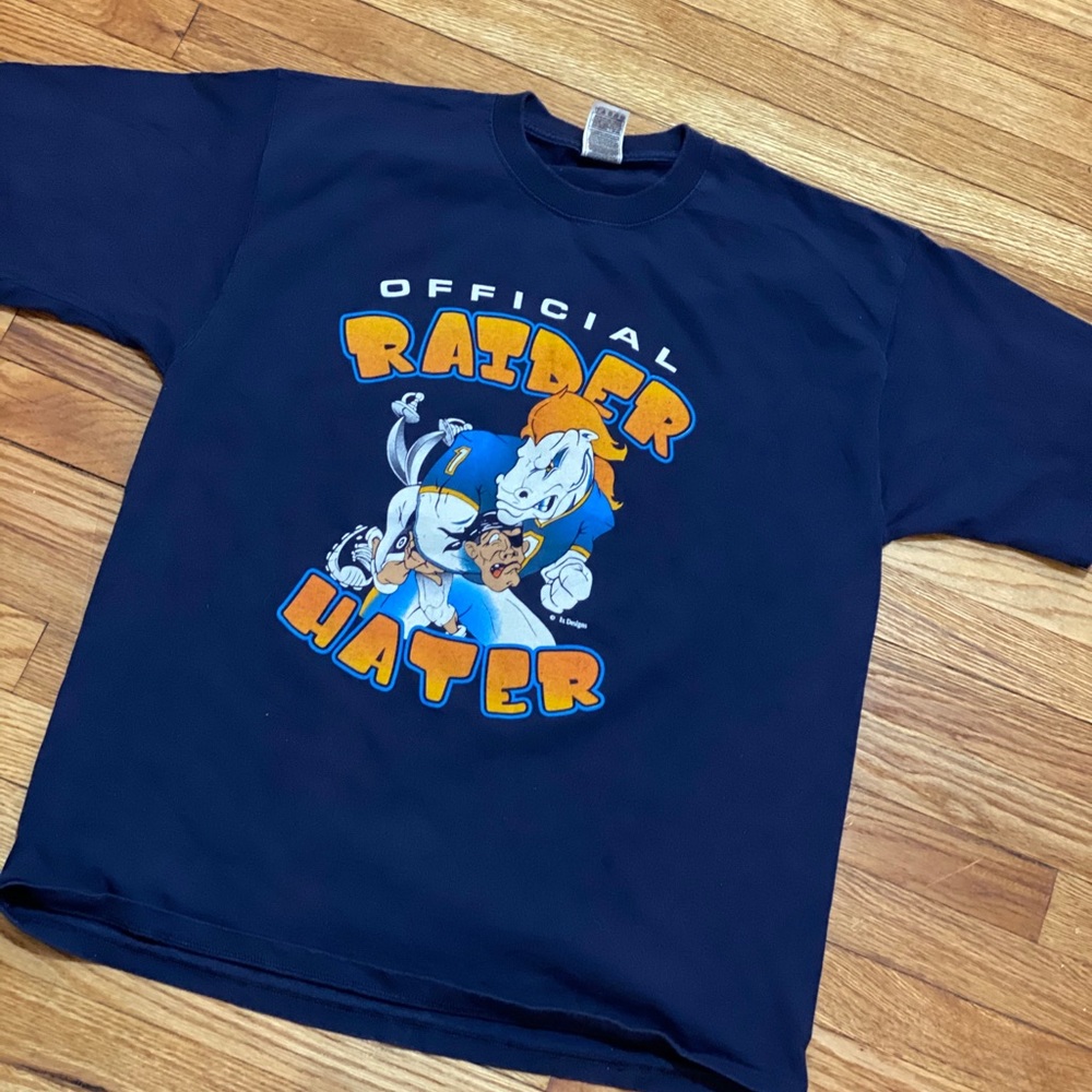 Broncos Raider Hater t-shirt.